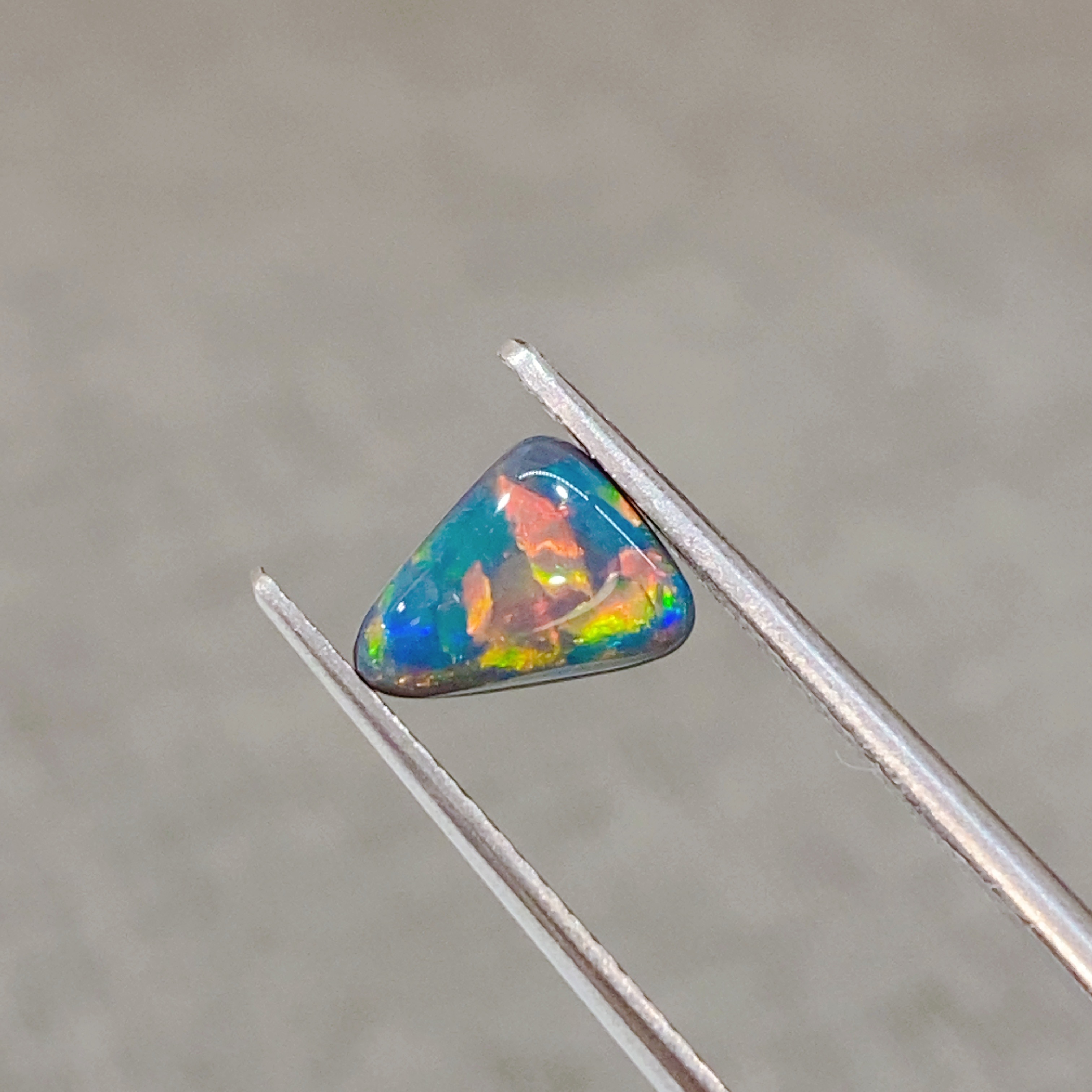 インスタで動画公開しております『ブラックオパール0.52ct』