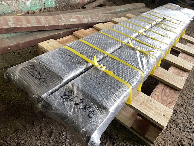 1800mmPL9サヤフォーク(3.5~4.5t)フォークリフト用アタッチメント8C2Xt発送準備完