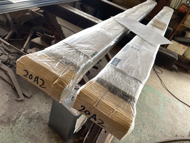 板厚6mmフォークリフト爪サヤフォーク2000mm(1.35~1.8t)20A2発送準備完了！