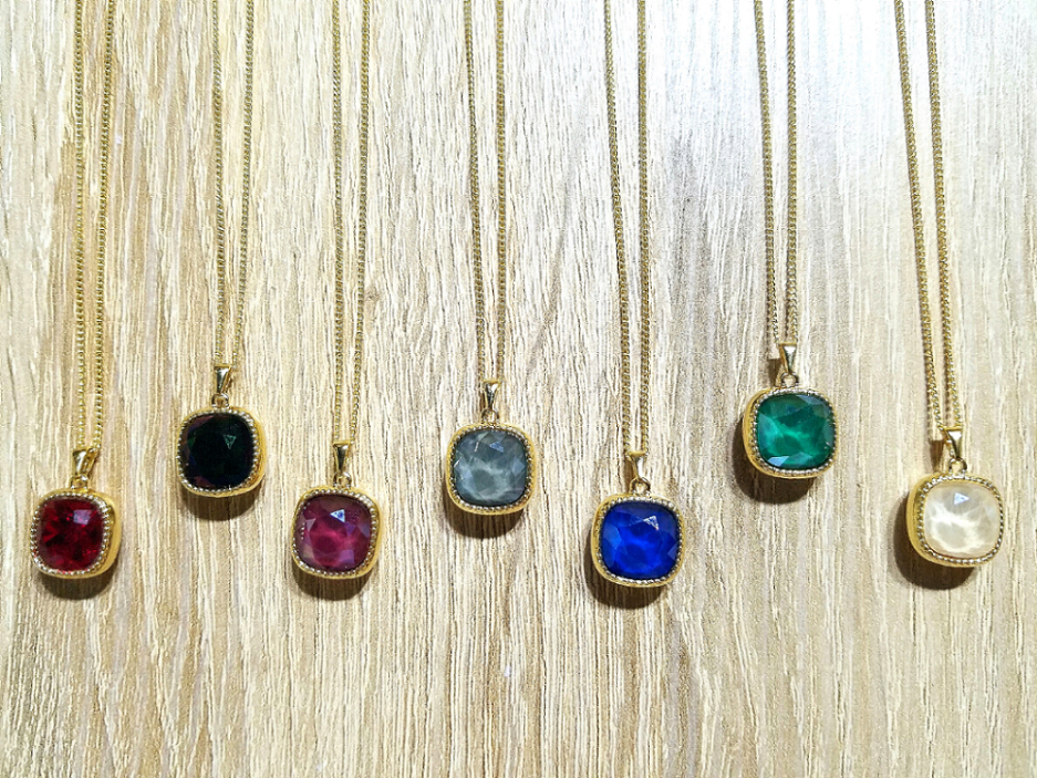 Swarovski crystalsネックレス