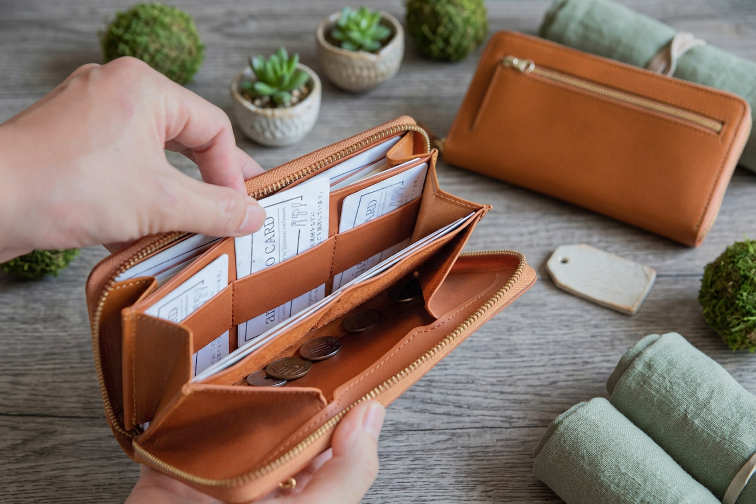 シンプルなラウンド長財布💴💳にちょっとした工夫を