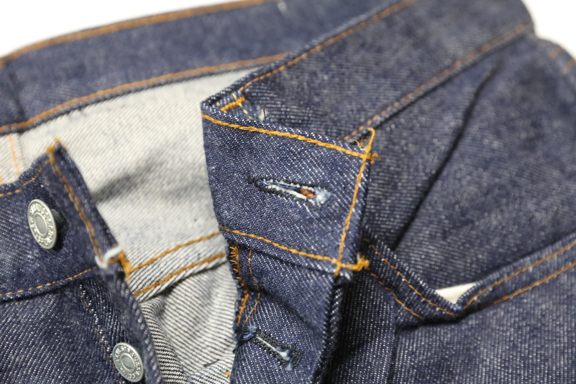 デニムを愛する人に