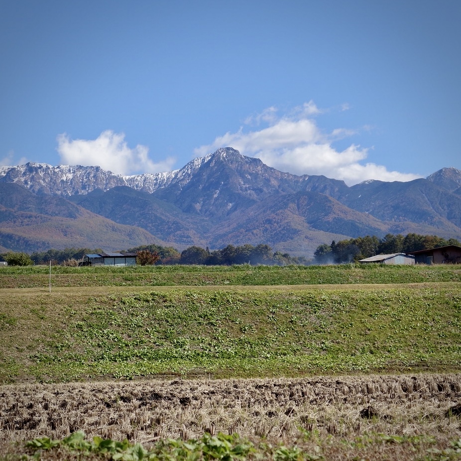 晴れわたる八ヶ岳