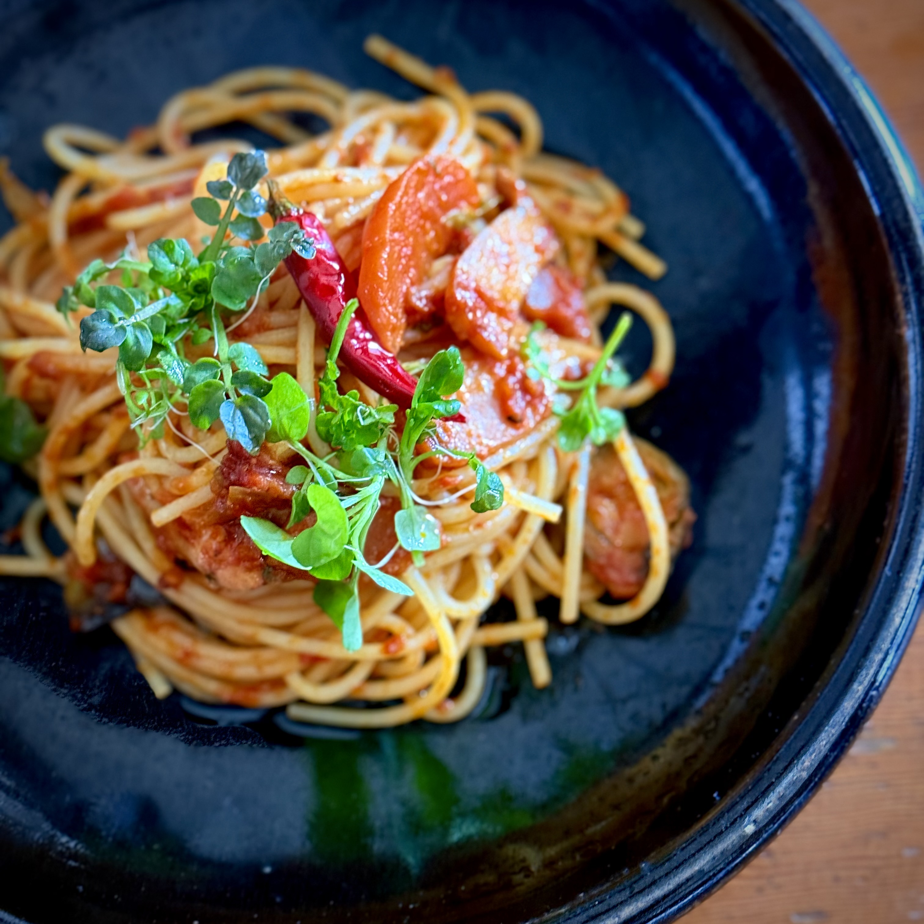 春の気配と夏の記憶をミックスしたパスタ