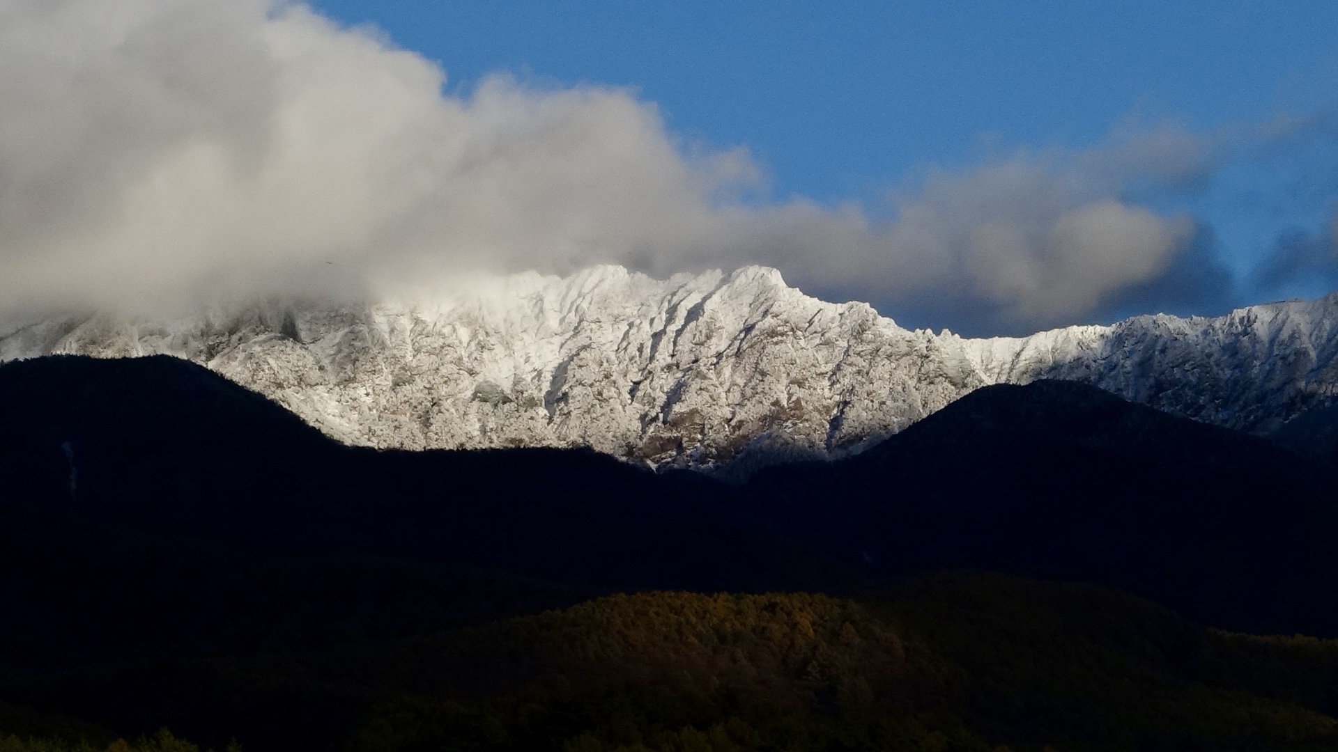 初冠雪の八ヶ岳
