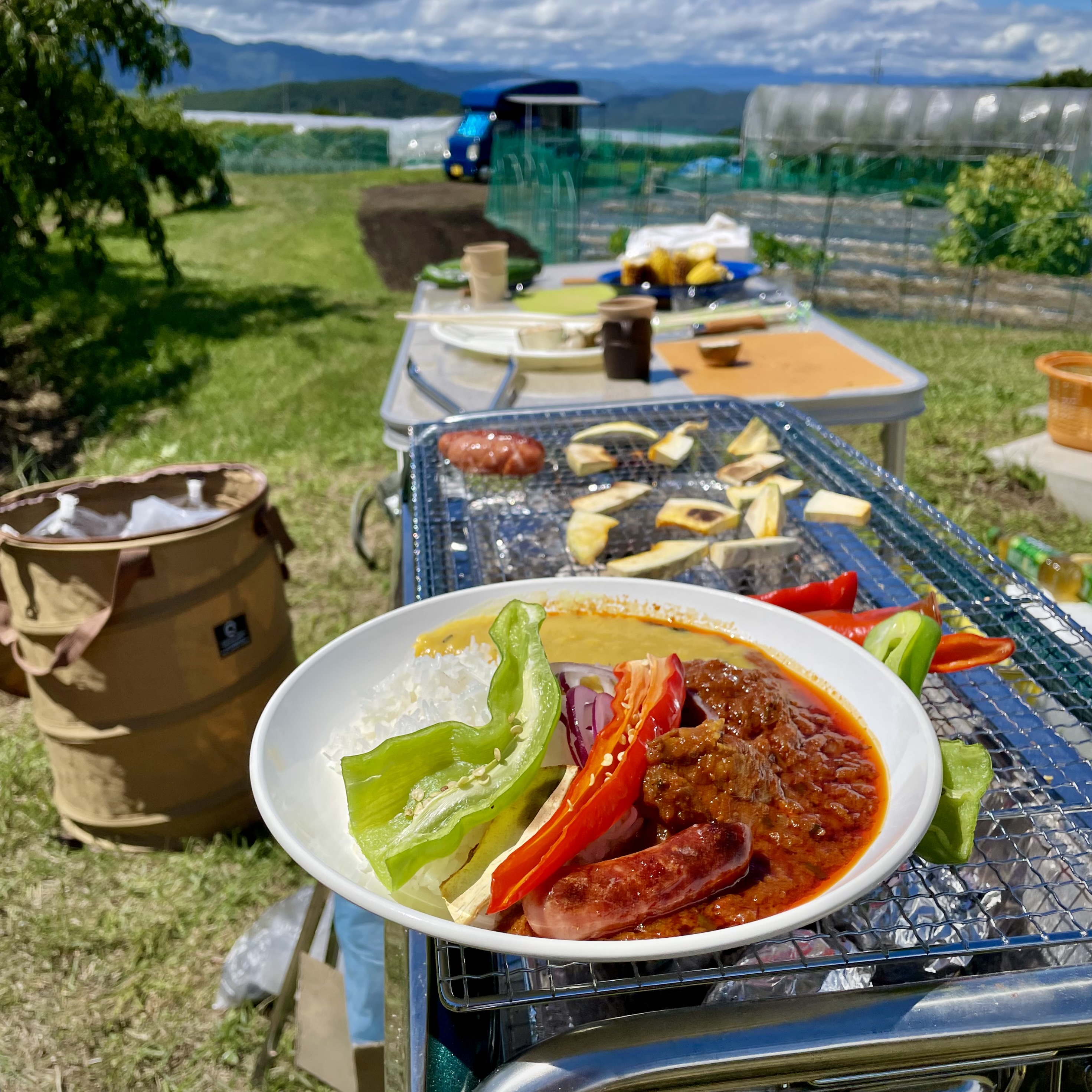 秋の畑で絶品カレー