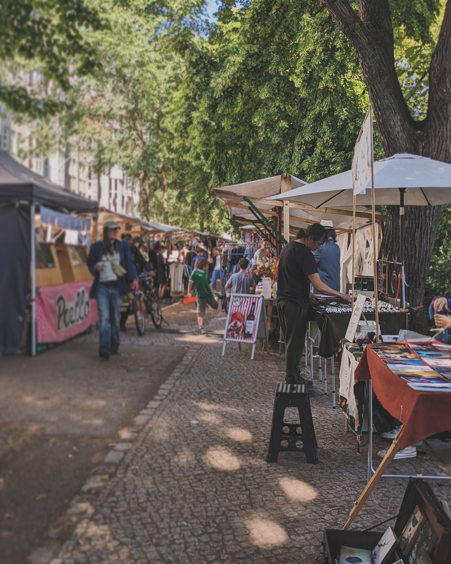 !! Cafe circus で開く ヴィンテージ蚤の市 のお知らせ !!
