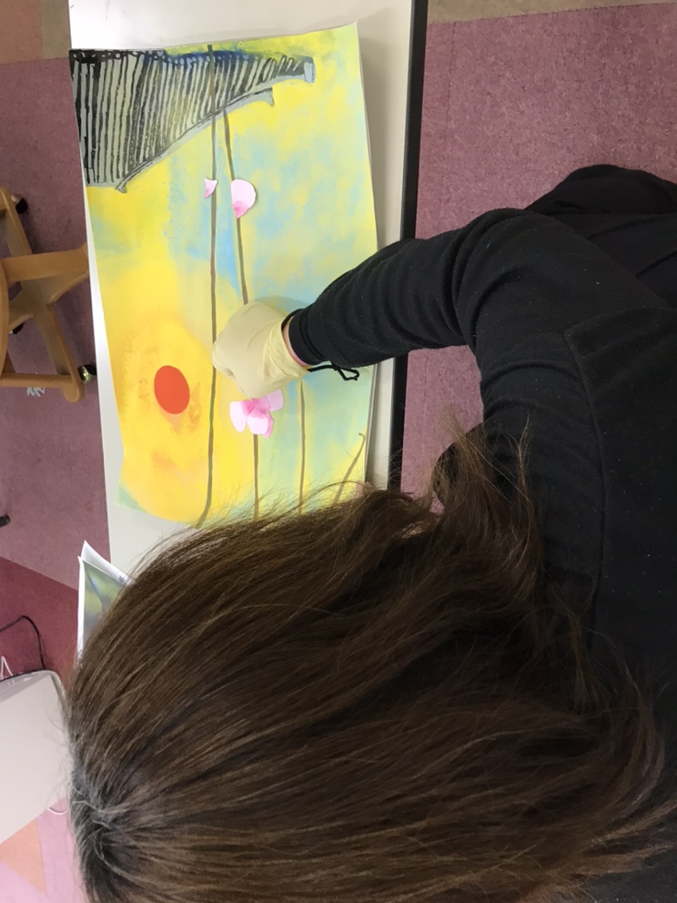 奈良の3月をテーマにした作品の制作風景です(2)