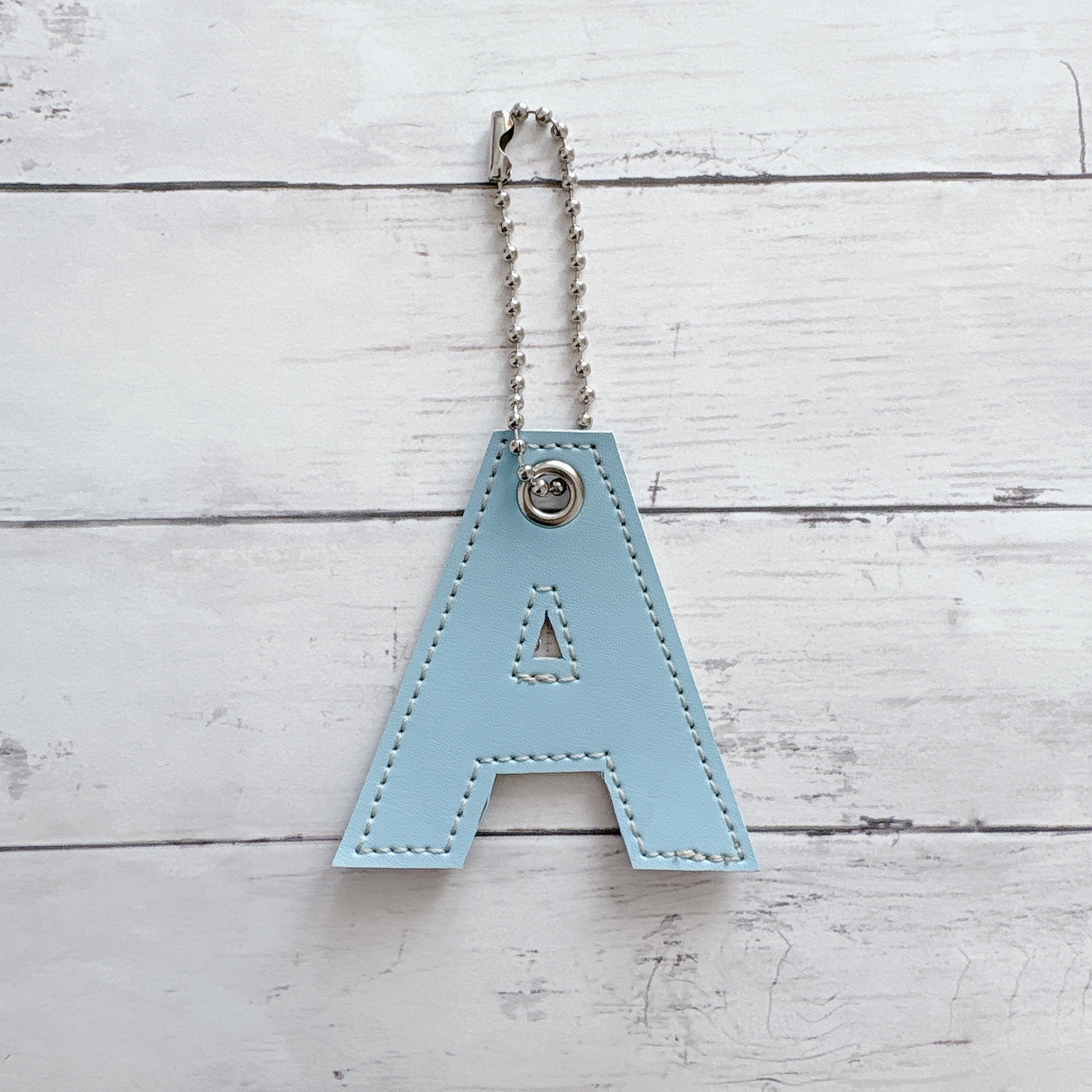 ランドセルリメイク　イニシャルキーホルダー