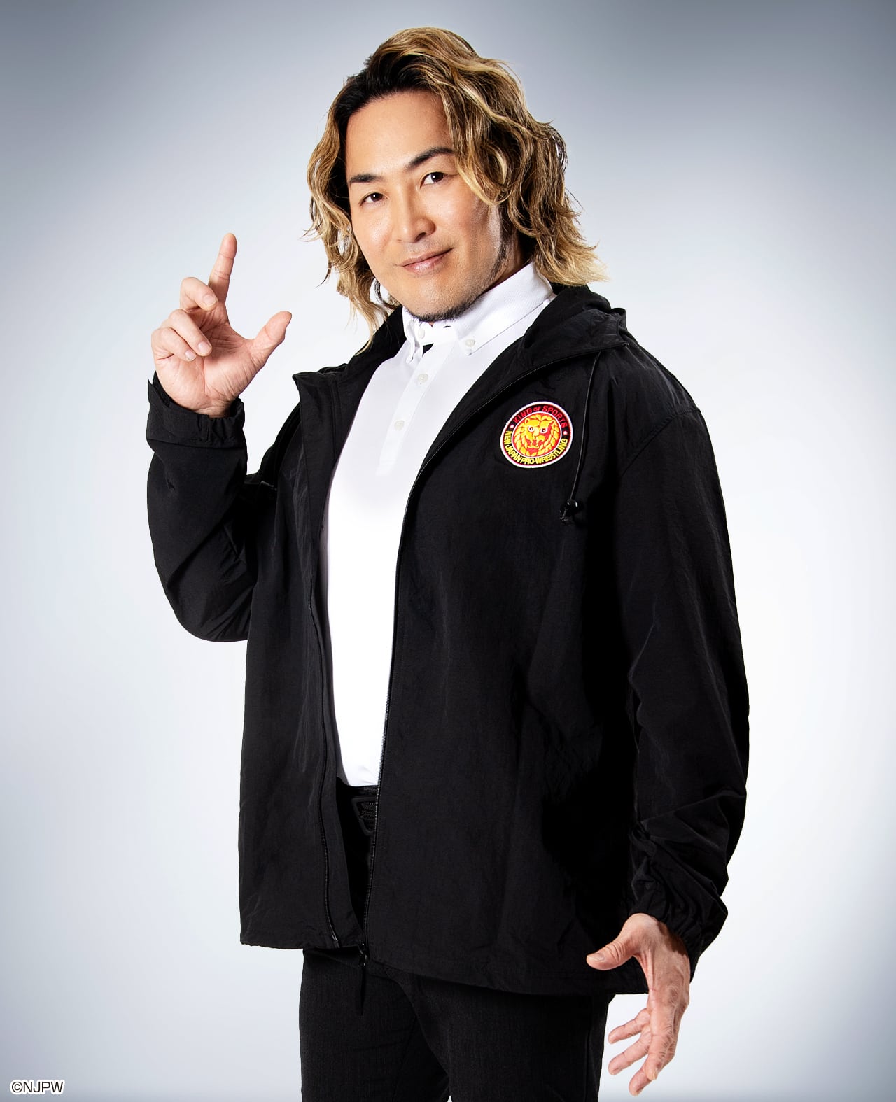 新日本プロレス ナイロンパーカーXXLサイズ完売しました