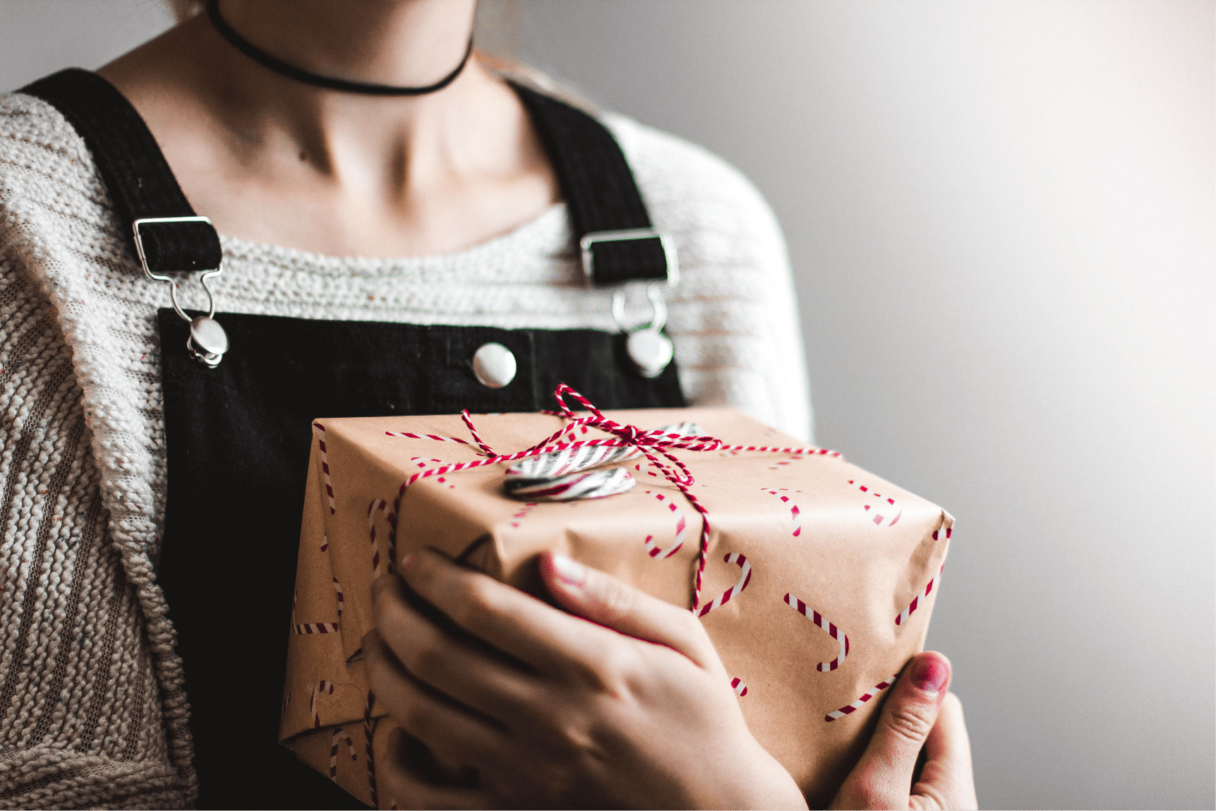 EXCLUSIVE GIFT STORE