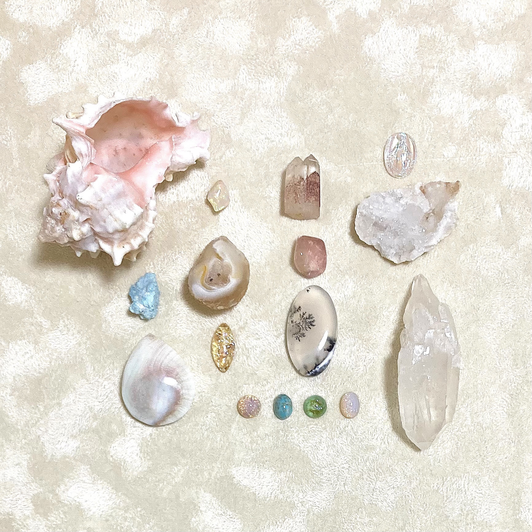 ストーンアートの制作を再開します