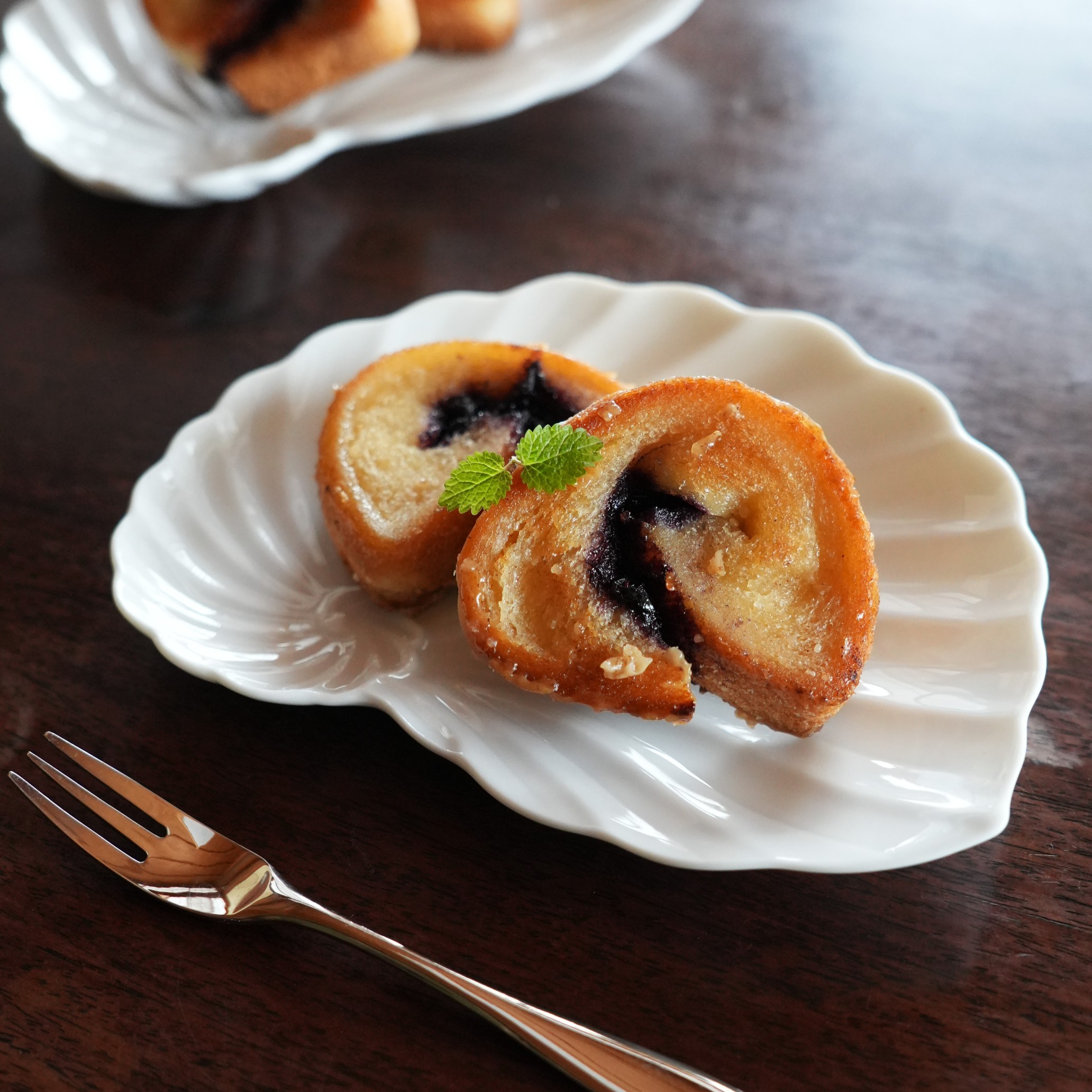 ブルーベリージャム入りクイニーアマン風トースト