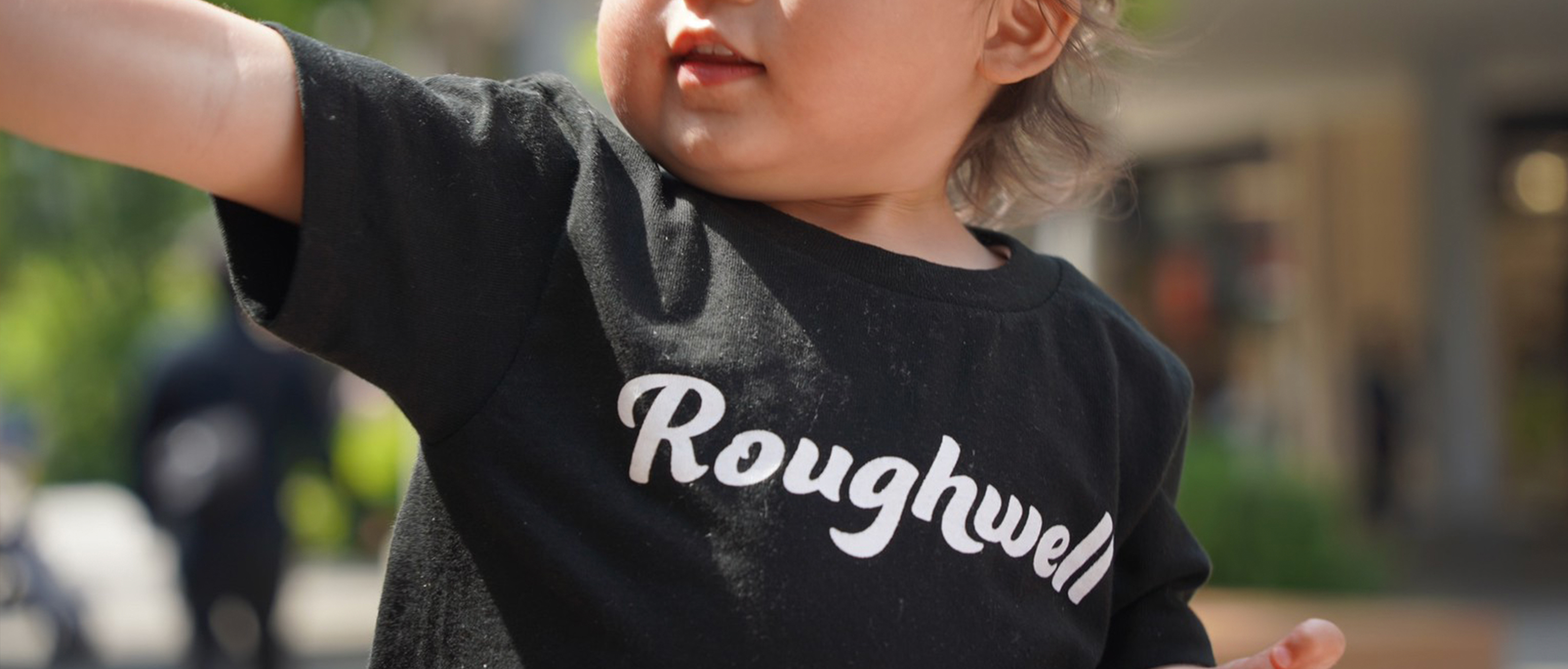 Rough Well Essencial Logo T-Shirts