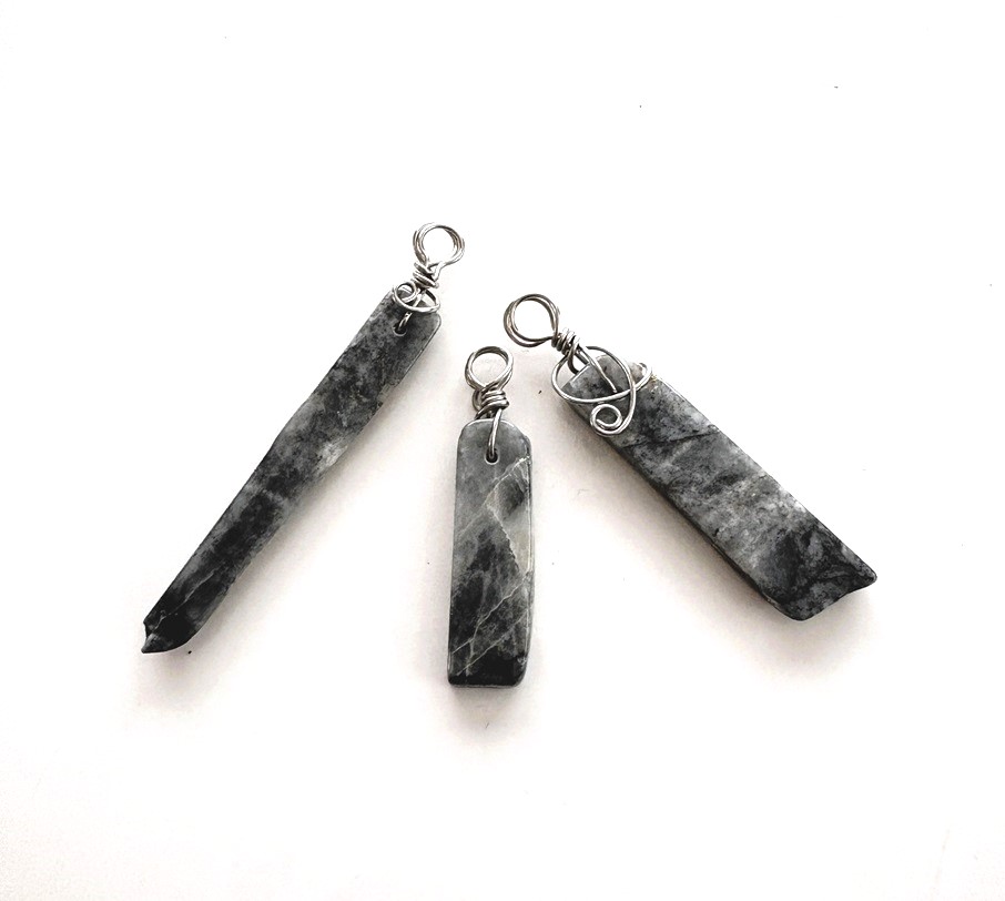糸魚川産翡翠のペンデュラムが特別入荷しました！
