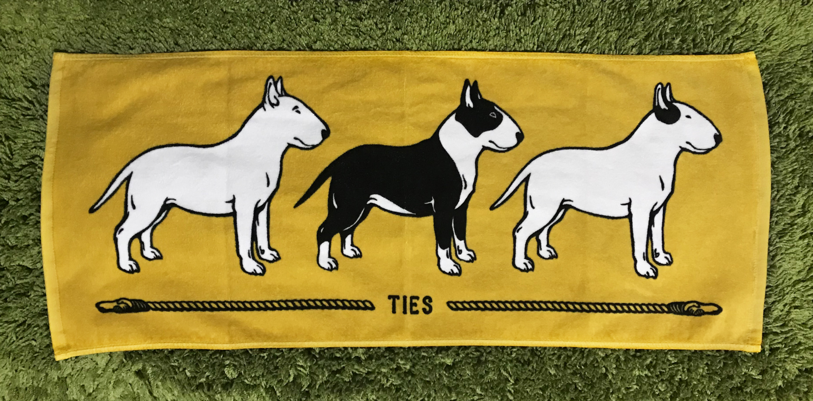 ”Bull Towel & 5 bull Sticker”　6月2日の21時より発売いたします！！！