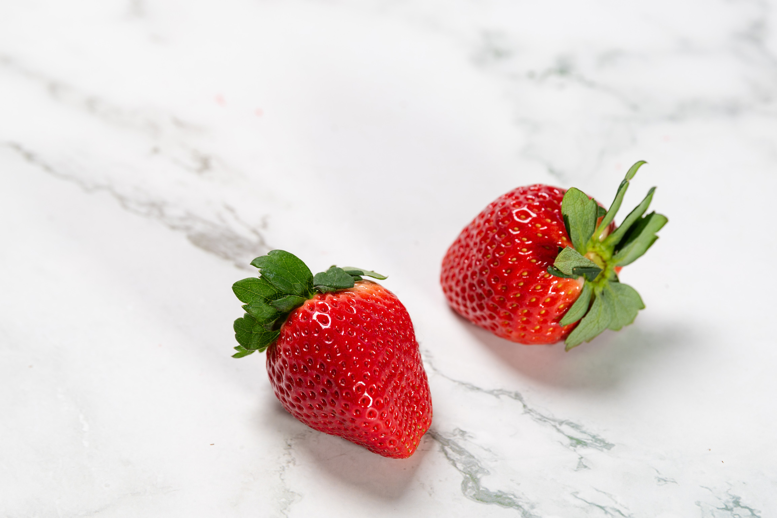 Rossa Berry オフィシャルサイトを公開いたしました。