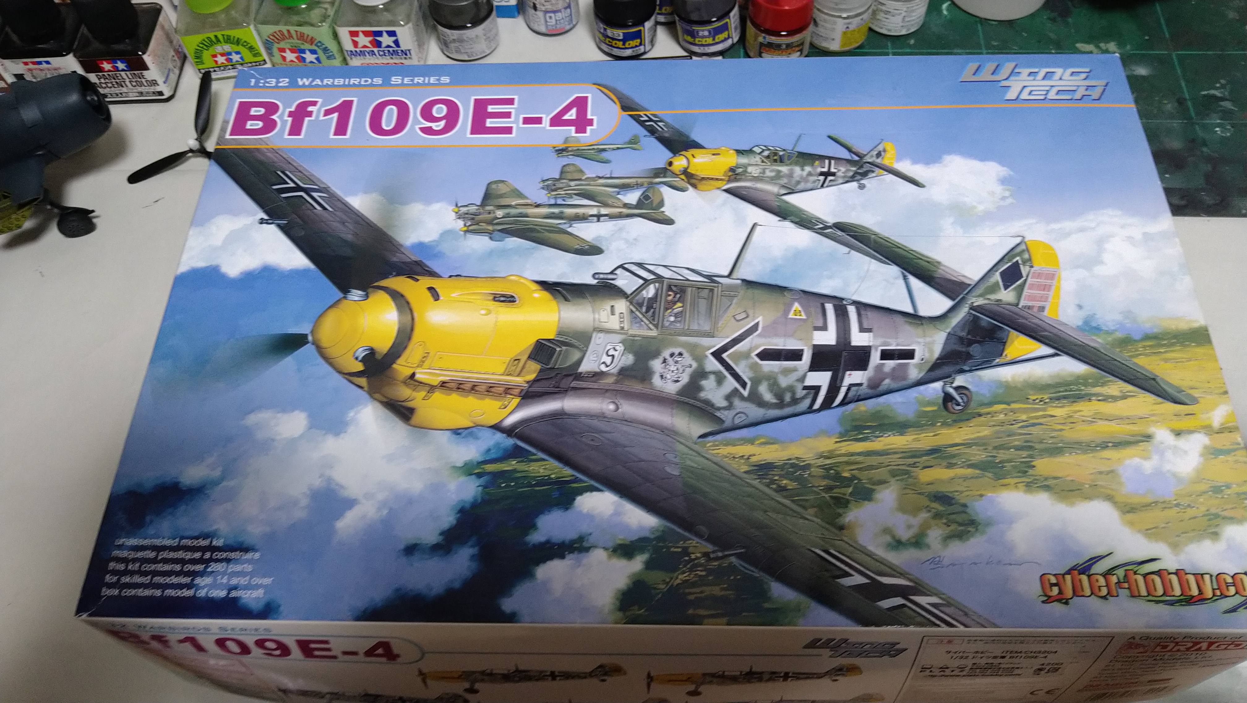 1/32 Cyber-Hobby Bf109E-4 キット