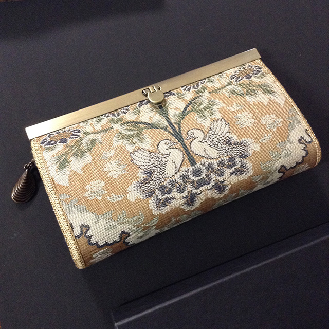 日本橋三越本店にて、西陣織長財布をお披露目いたします。