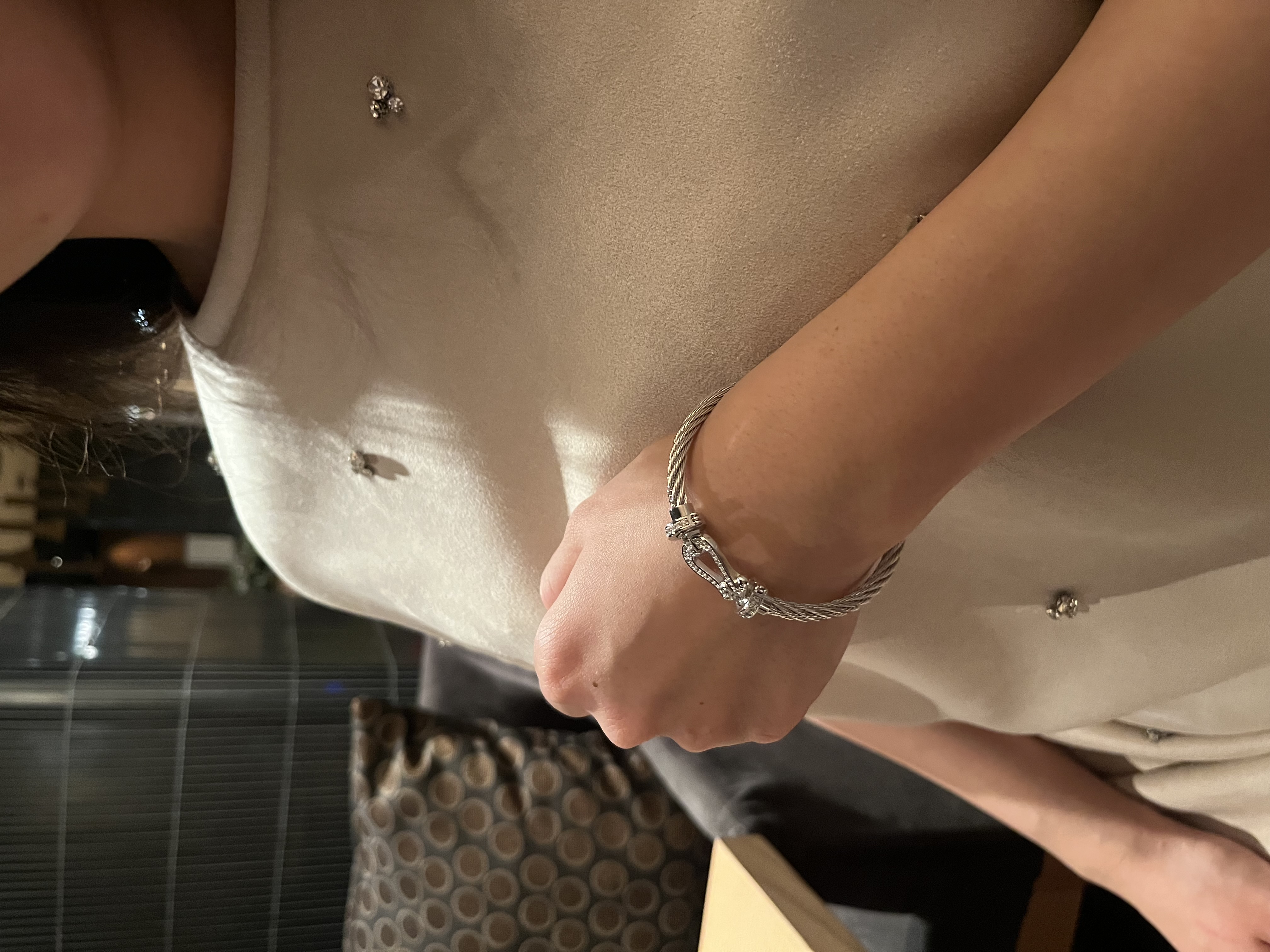 ヒヅメステンレスブレスのお写真ありがとうございました🙇‍♂️