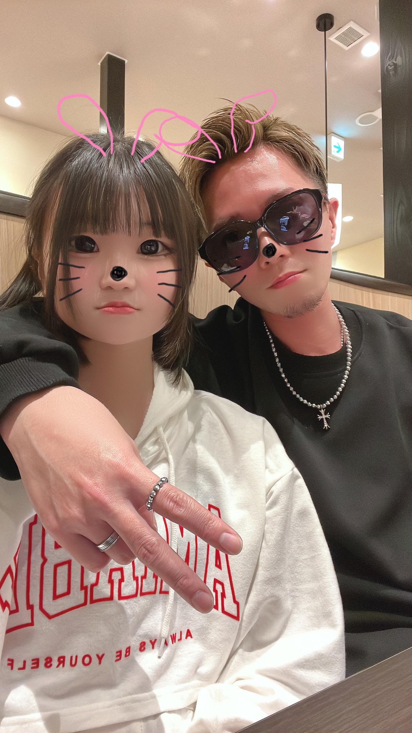 娘様との2ショットにStone Jewelryのリング＆ネックレス✨素敵すぎます🥰