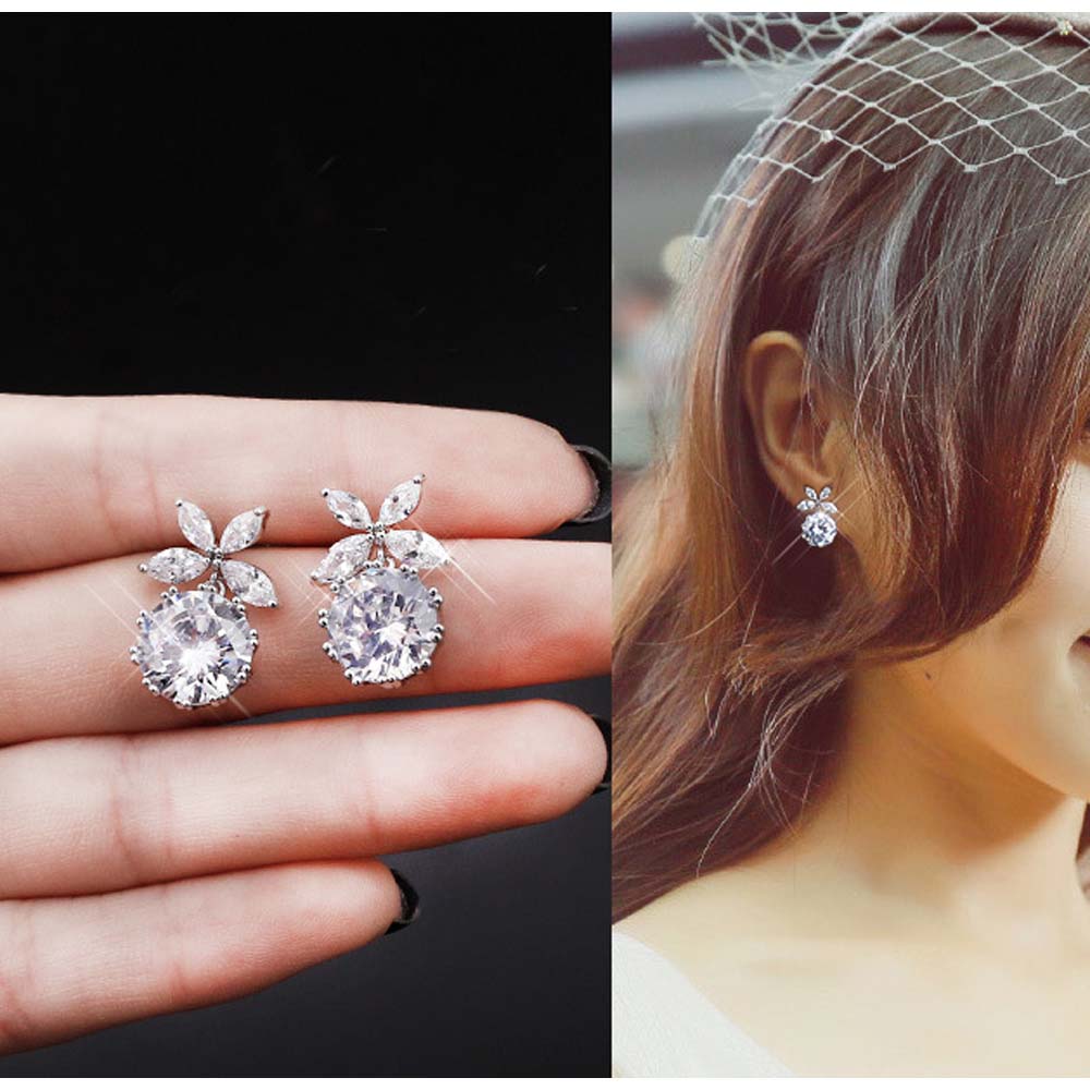 輝くお花モチーフ♪大粒のビジューピアスで一気に上品に♪