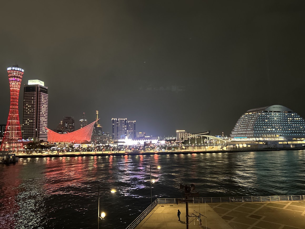 昨日の満月とルミナリエ神戸