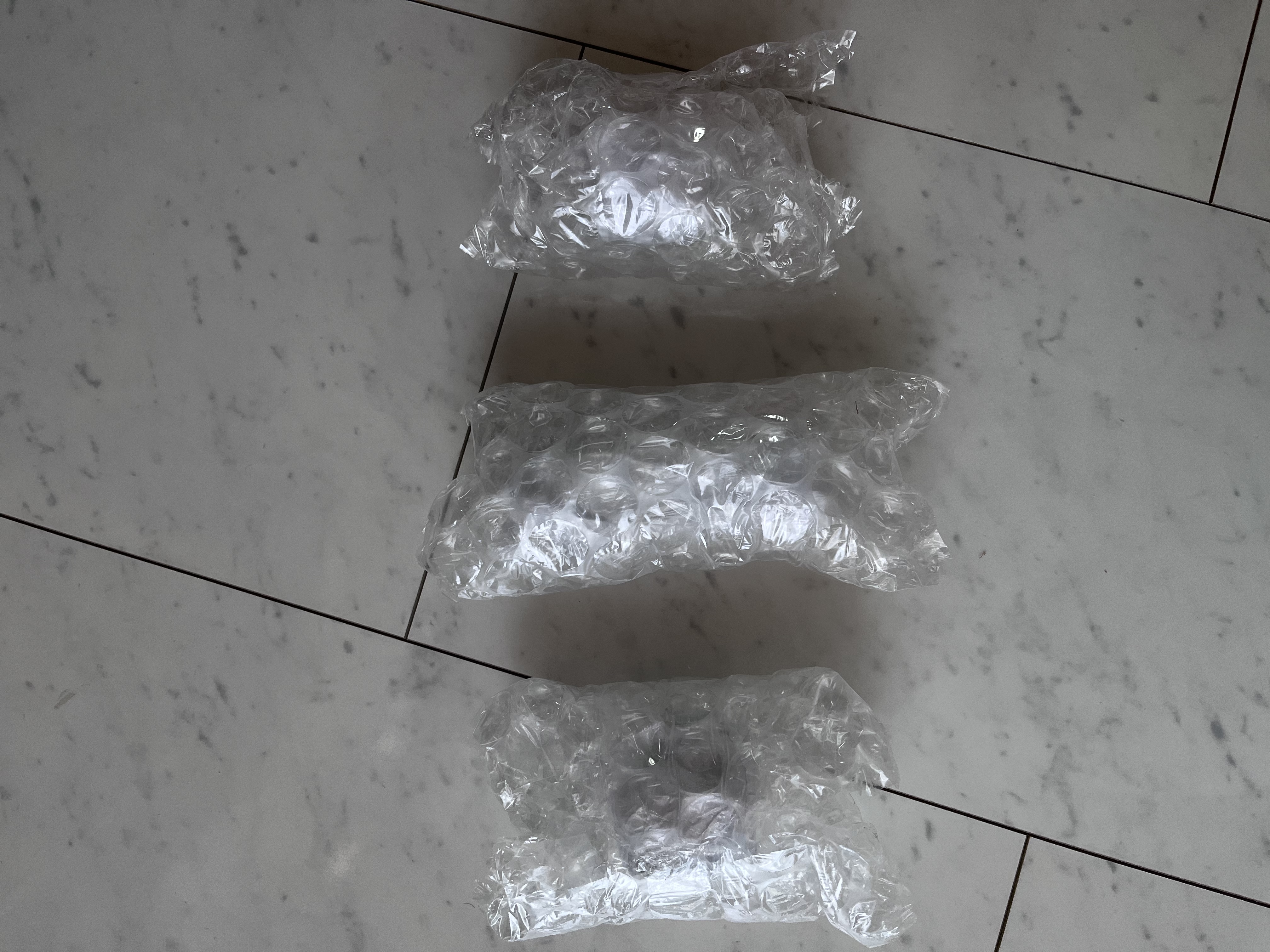 2022.4.7 イギリスアンティークボトル入荷しました