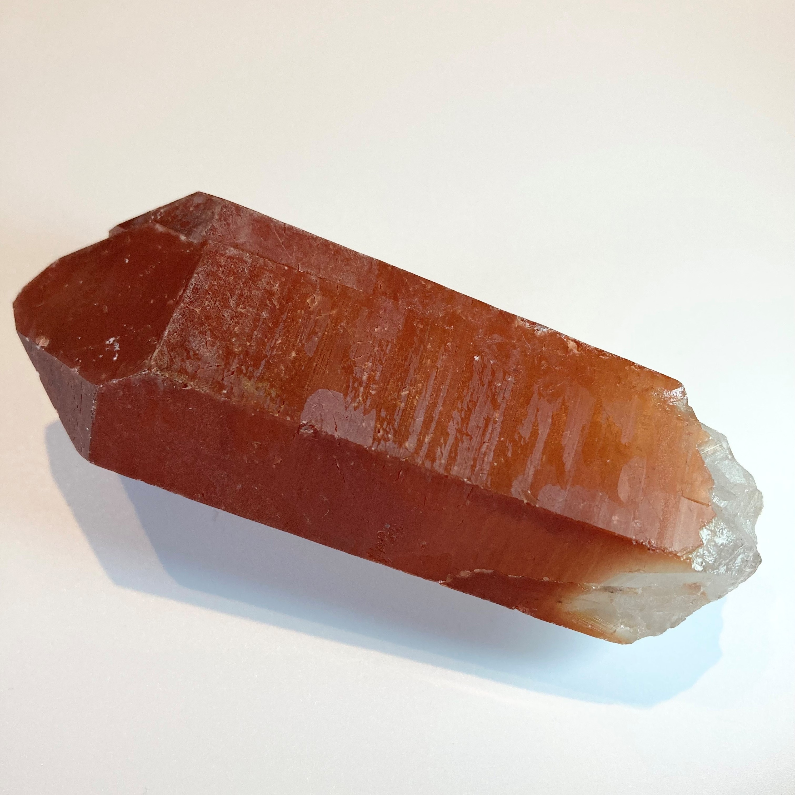 ブラジル・クリスタリナ産　レッドドリームコート　レムリアン水晶　販売開始しました。レアな一品です！！