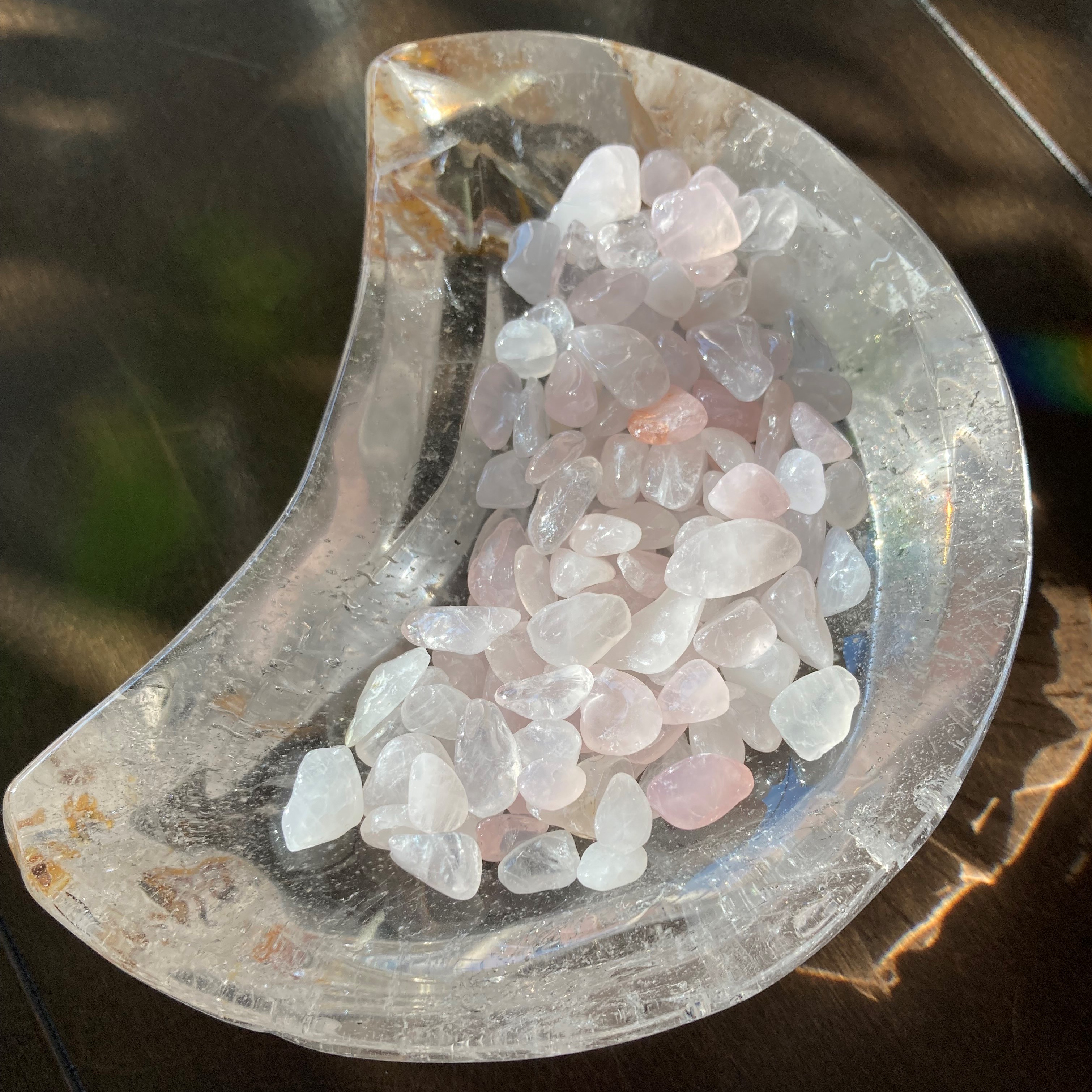ブラジル産水晶　ムーン皿（大）+　ローズクオーツさざれセット　販売開始しました。