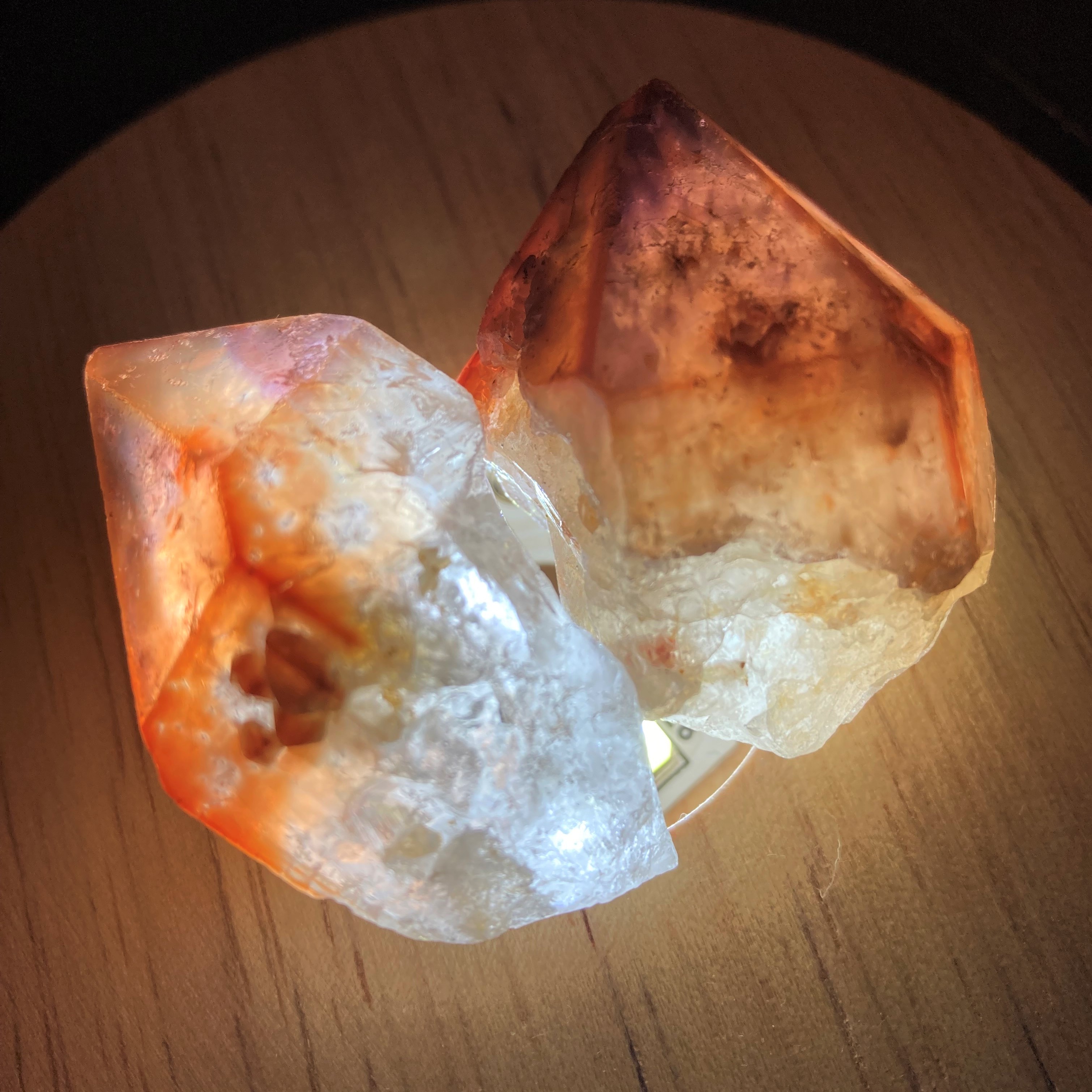 ブラジル・レッドドリームコート　レムリアン水晶　販売開始しました。