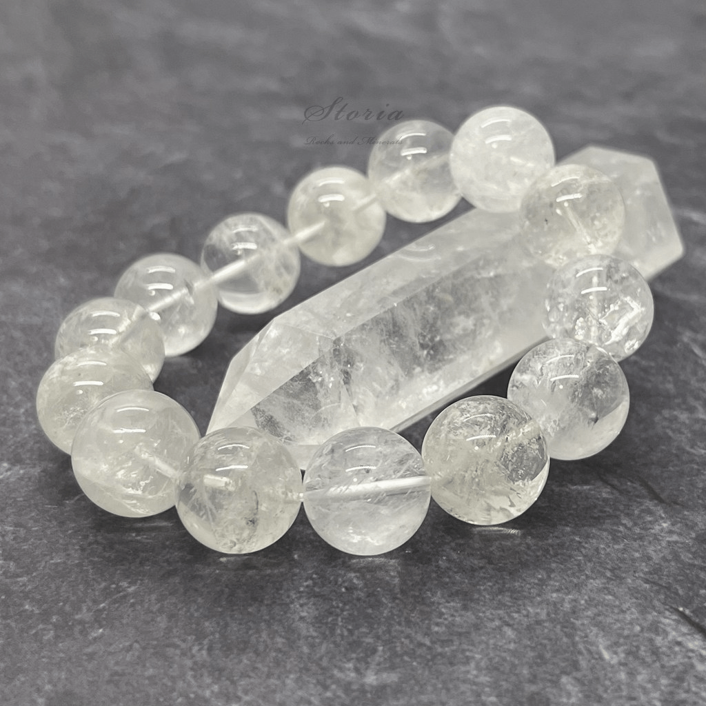 なぜ、マニハール産のヒマラヤ水晶は極端に在庫が少ないの?