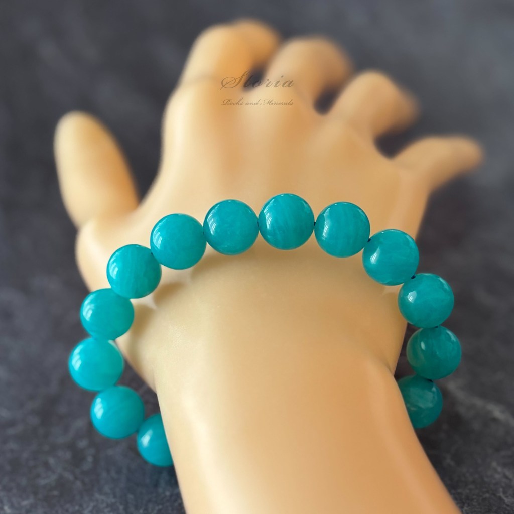 アマゾナイトとアマゾナイトシリカの違いとは？外観や質感、硬度や耐久性を比較！