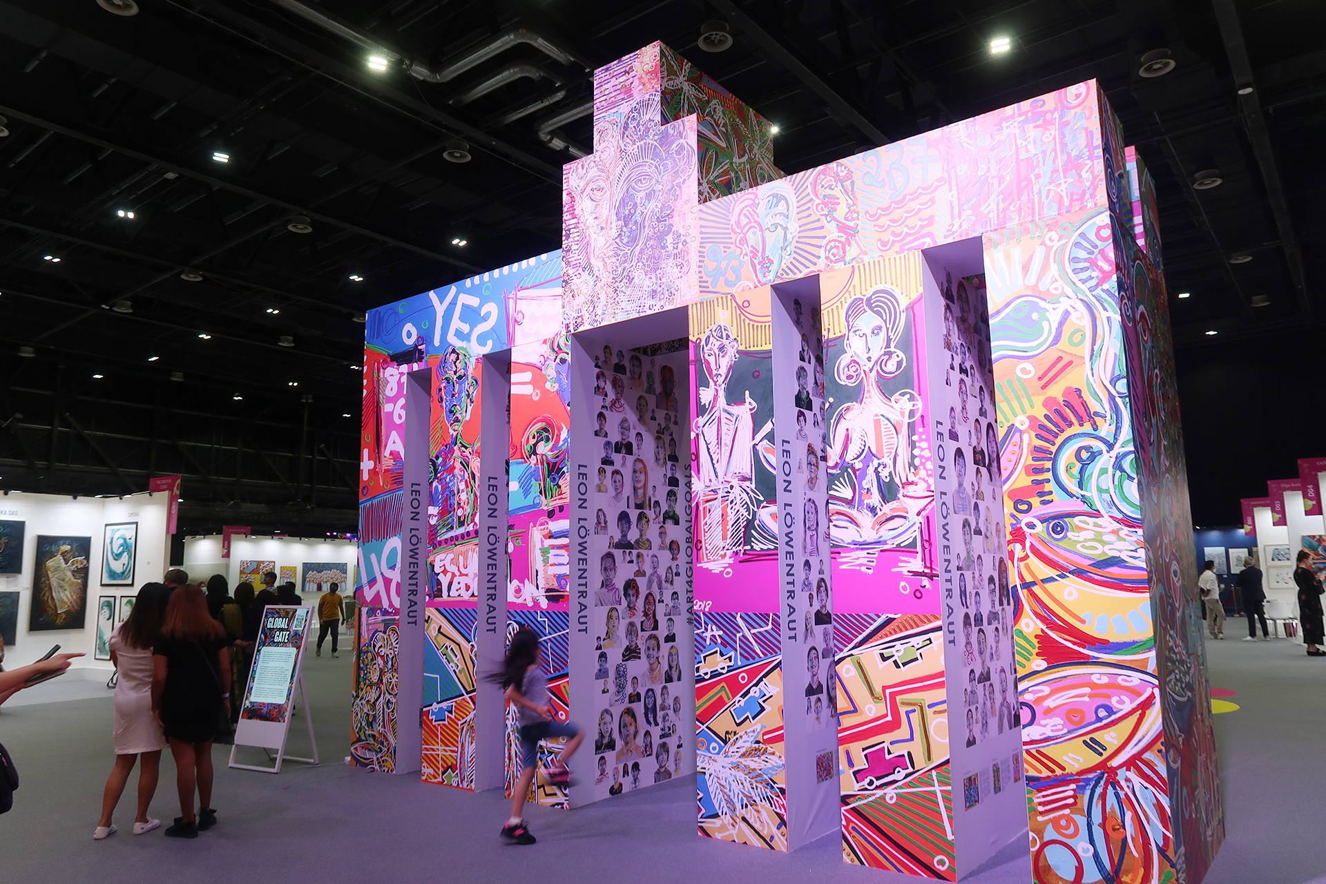 2022/3/16~3/19で開催されたWorld Art Dubai 2022へ出展いたしました。