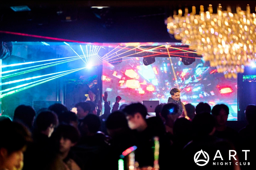 インタビュー記事第２弾！〜DJ Trunk - ART NIGHT CLUB〜