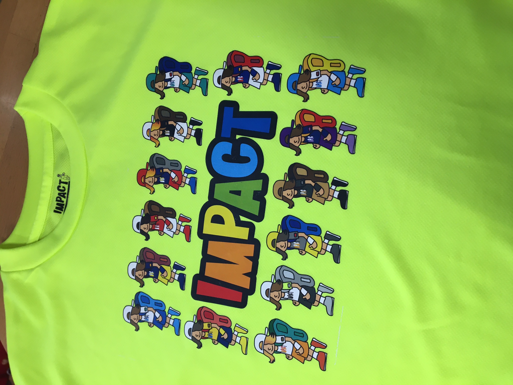蛍光イエローＴシャツ