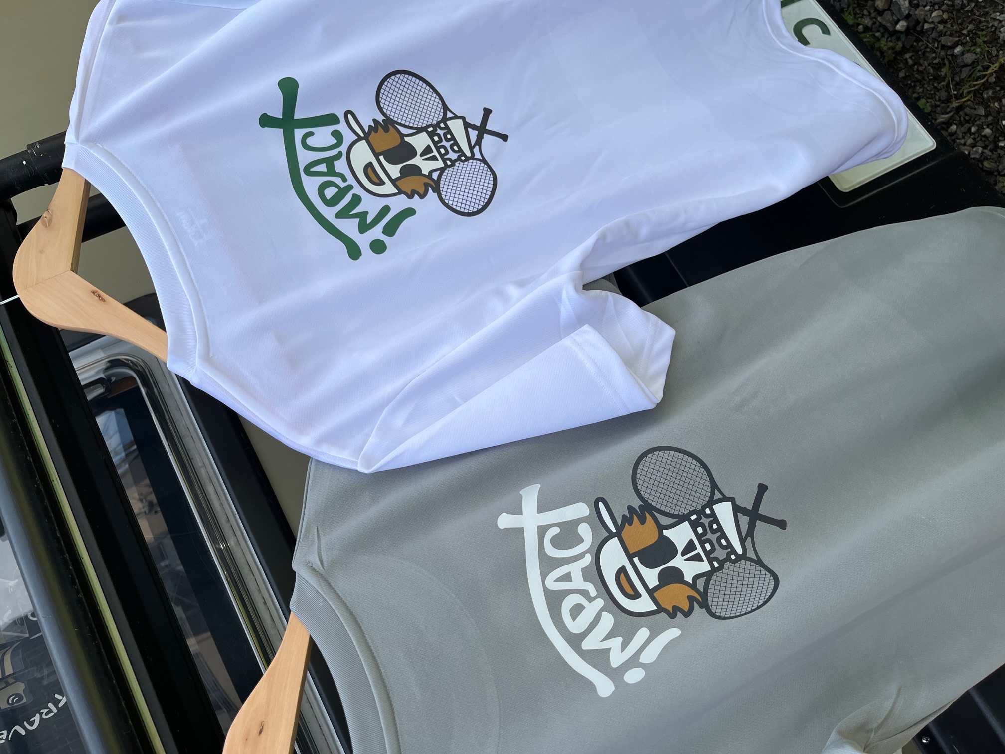 インパクトくんがいこつラケットＴシャツ　がいこつＴシャツ　第二弾