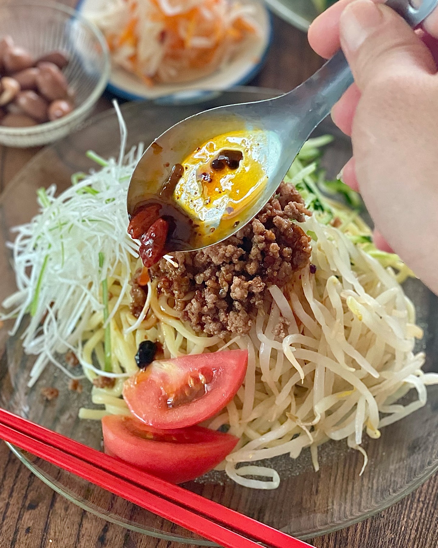 バルヤンナイクの〝台湾本格麻辣火鍋出来まあ〟で涼拌麻辣麺(麻辣冷やし混ぜ麺)