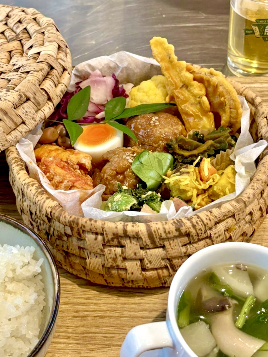 11/23㊐黄金スタジオ バルヤンナイクランチ&マルシェのご報告