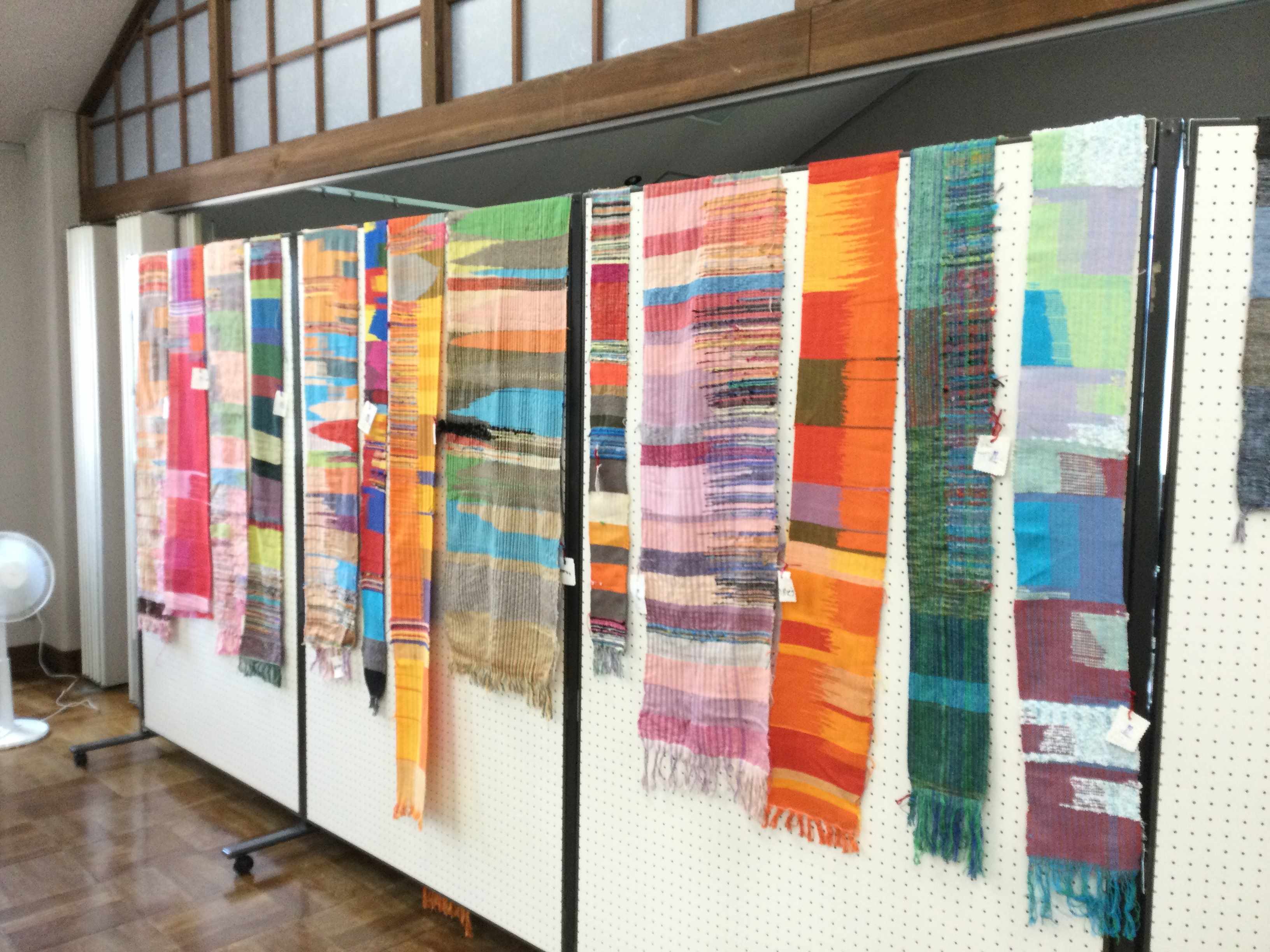 『さをり織りの展示・即売会』が開催中です🎶