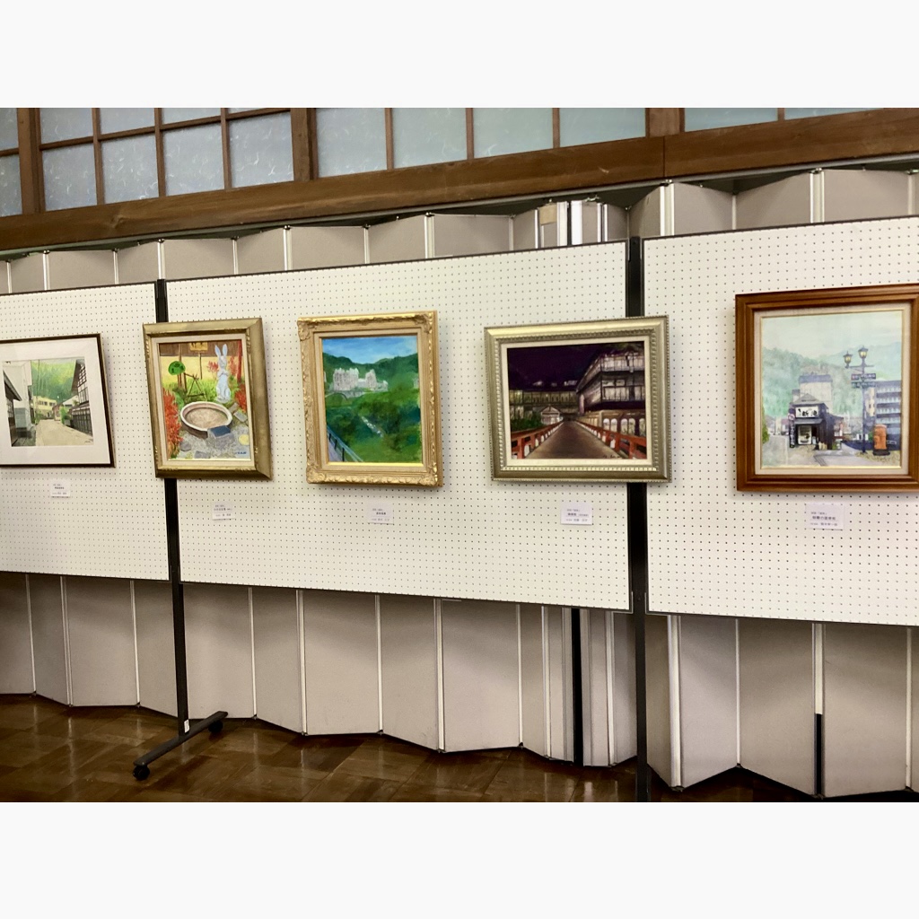 あとり絵会絵画展開催しております♪