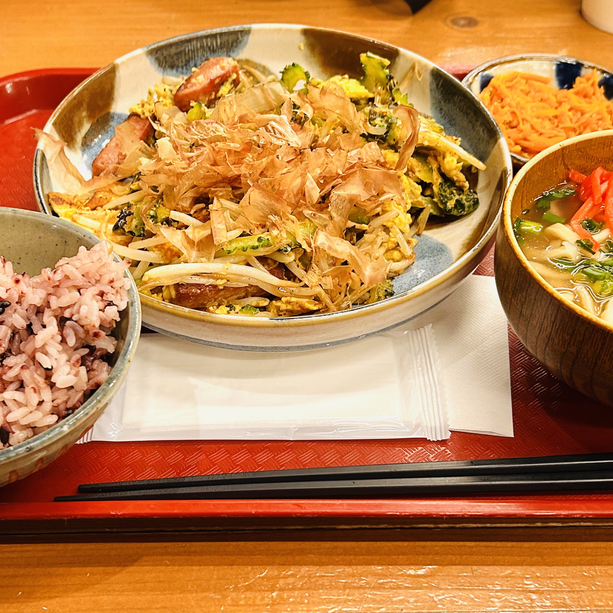 横浜駅ビルシャルのちゃんぷら～チャンプラー島料理