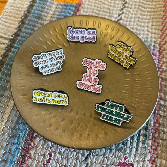 【NEW】NEW design Pin brooch
