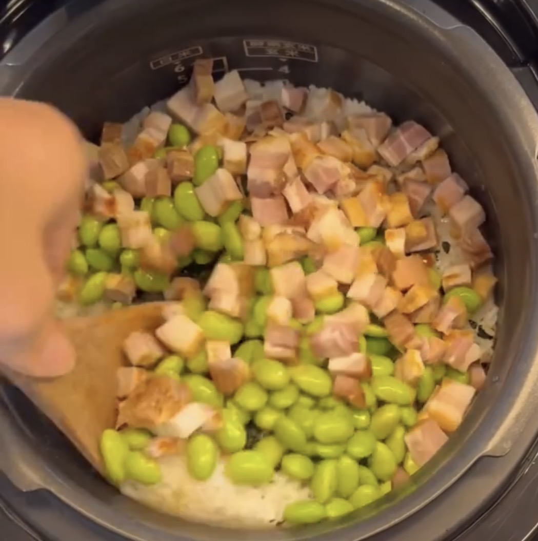 子供でもかんたん、富士子ベーコンの混ぜご飯