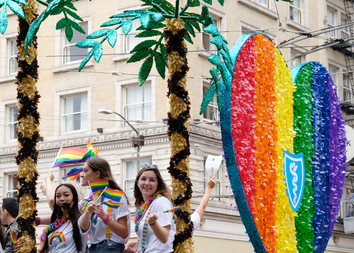 サンフランシスコの多様性 LGBTQIAパレード