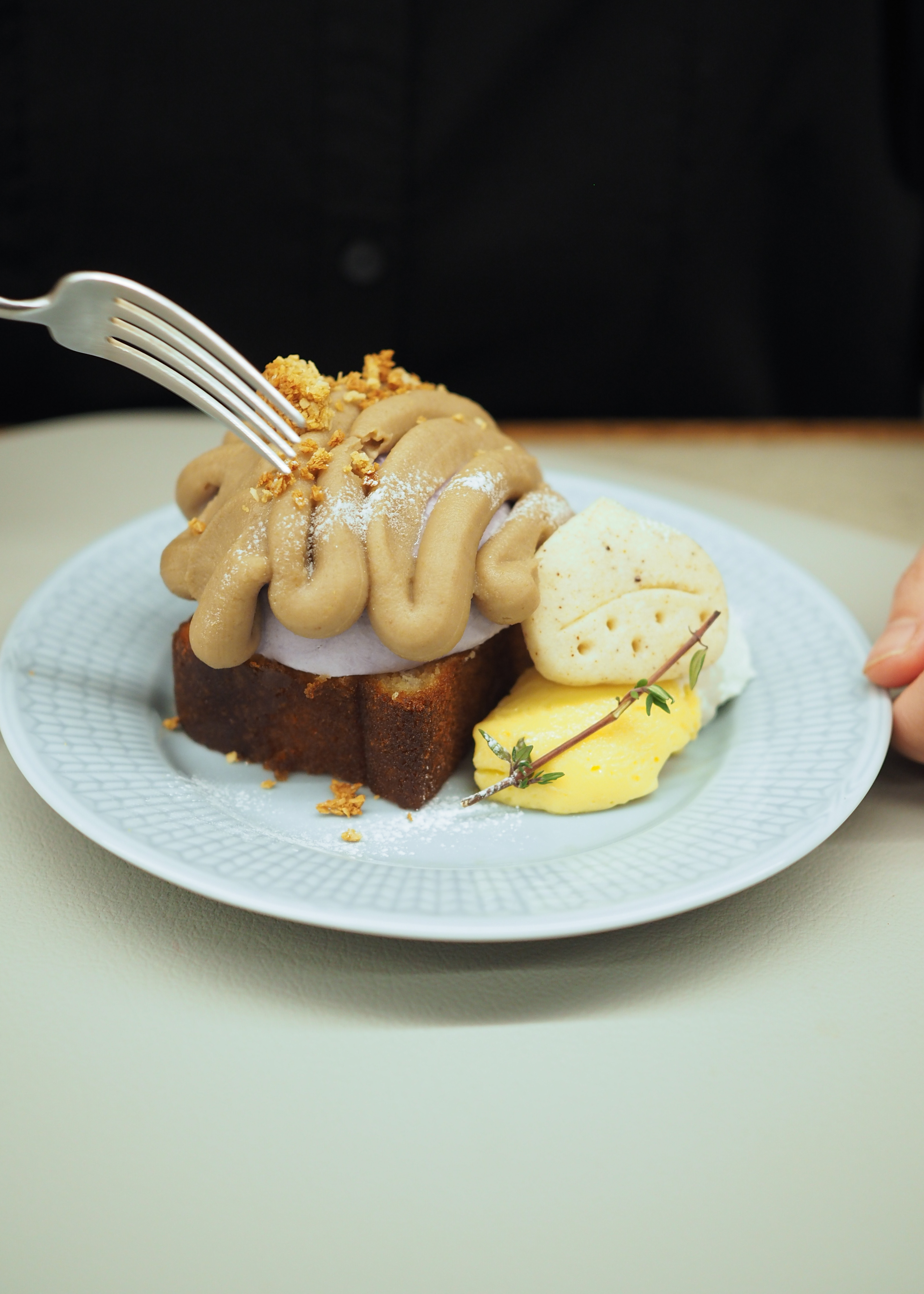 お店を楽しむエッセイ　「ふわふわブルーベリーと栗の小さなごほうび」