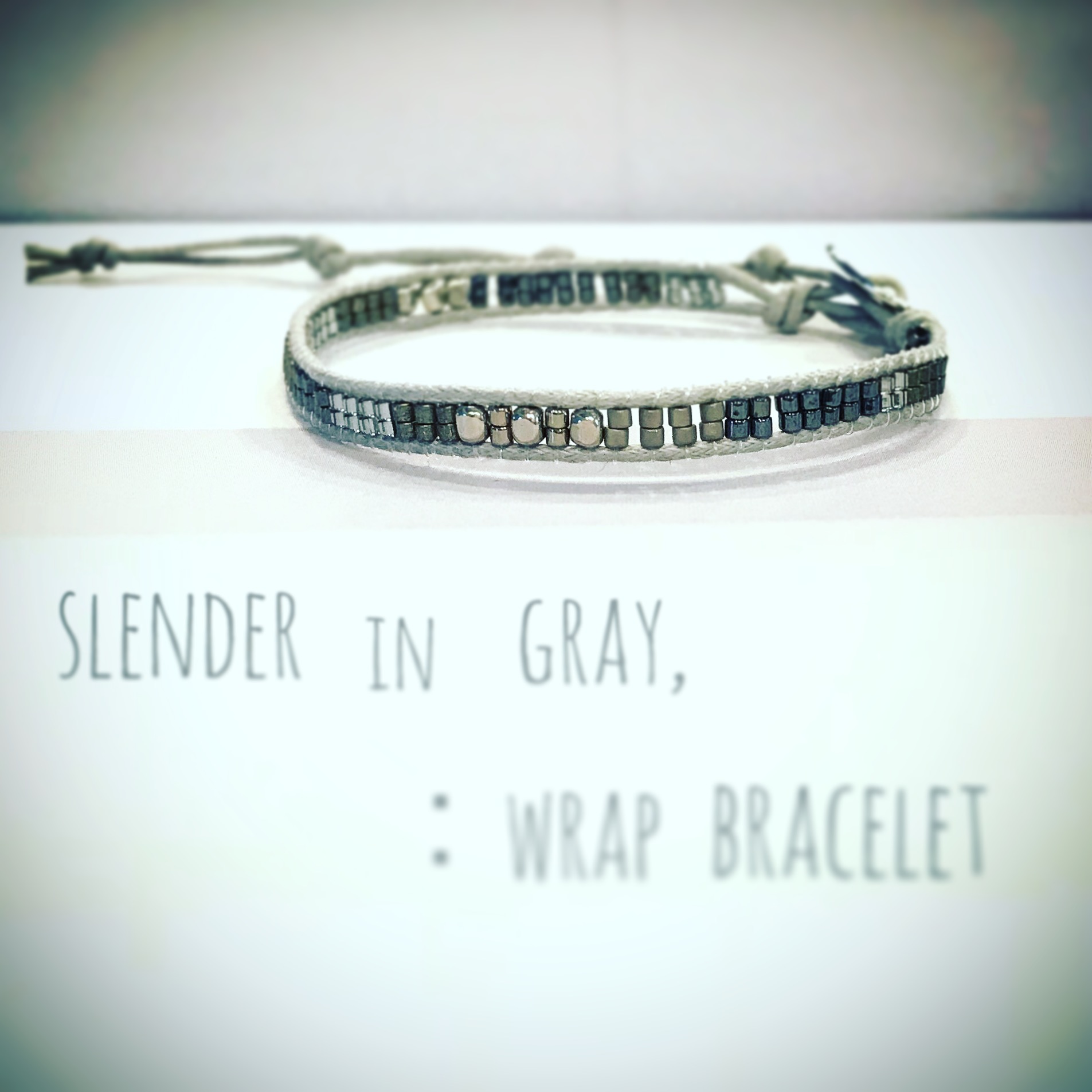 slender in gray：wrap bracelet