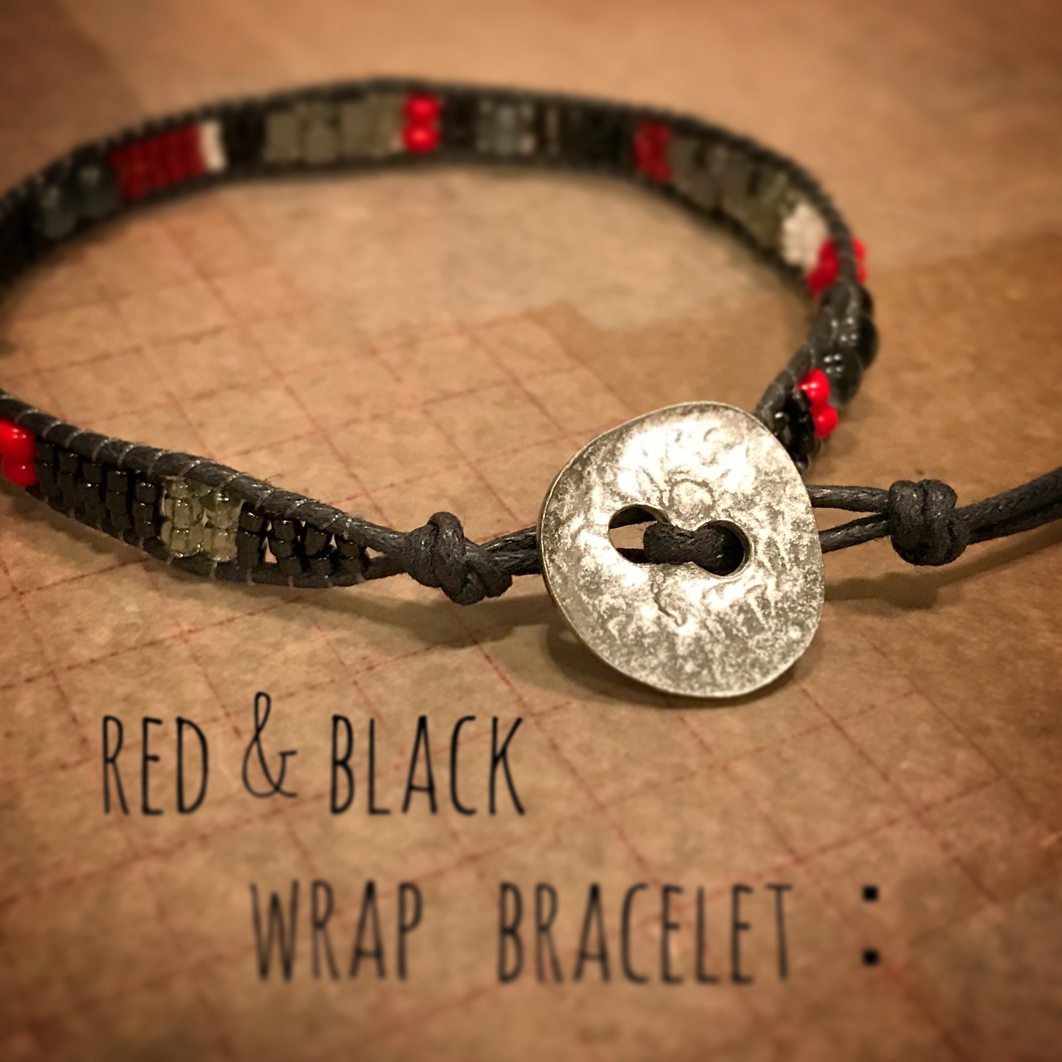 red & black wrap bracelet：
