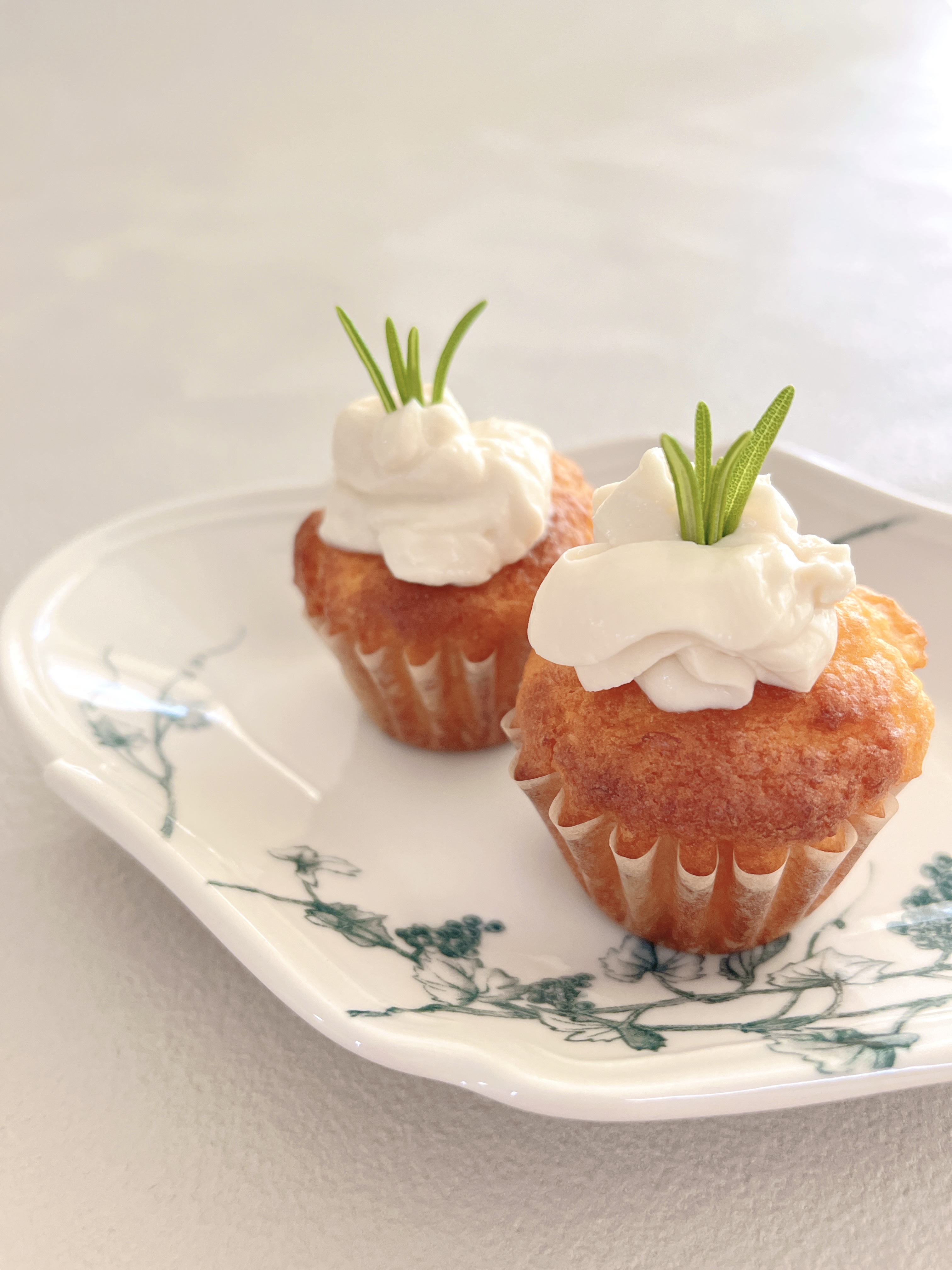 ［５月］甘酒キャロットカップケーキ