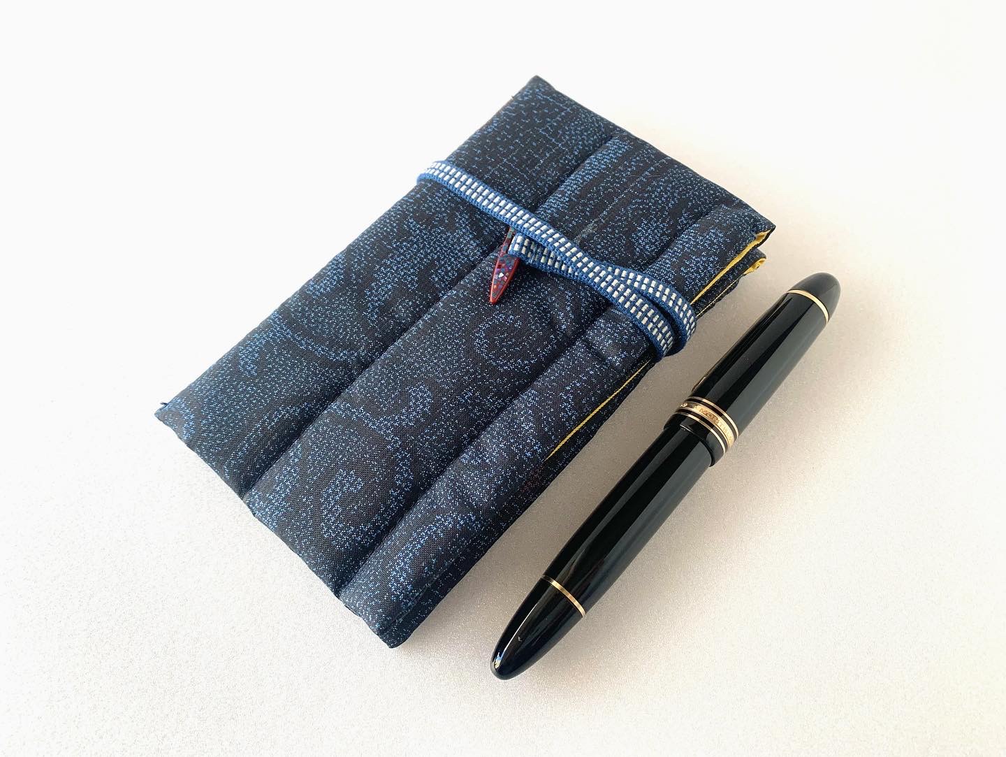 Pen case for 4 pens🖋🖋🖋🖋